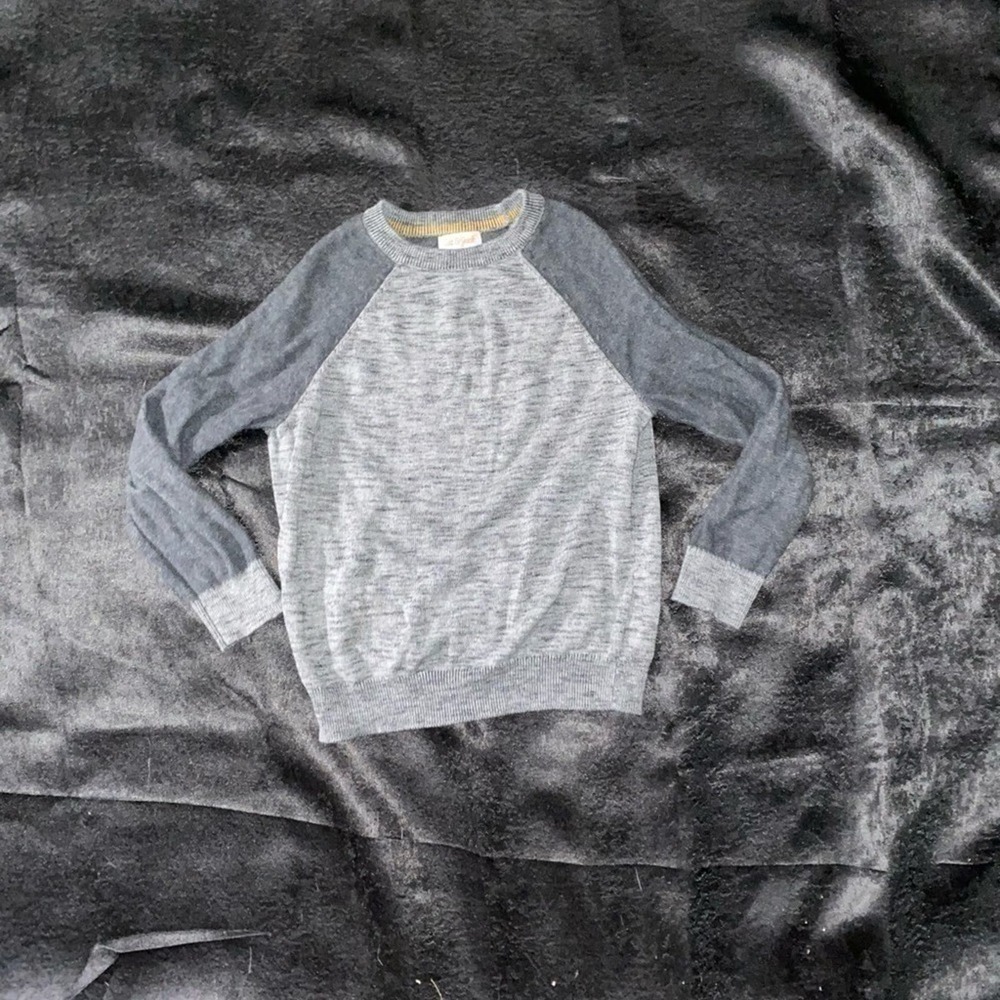 𝅺CAT Jack Girl’s Two Tone Gray Long Crewneck Sleeve Sweater